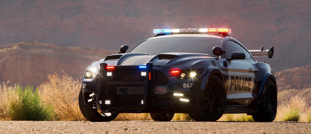 transformers-lastknight-barricade-newdesign.jpg