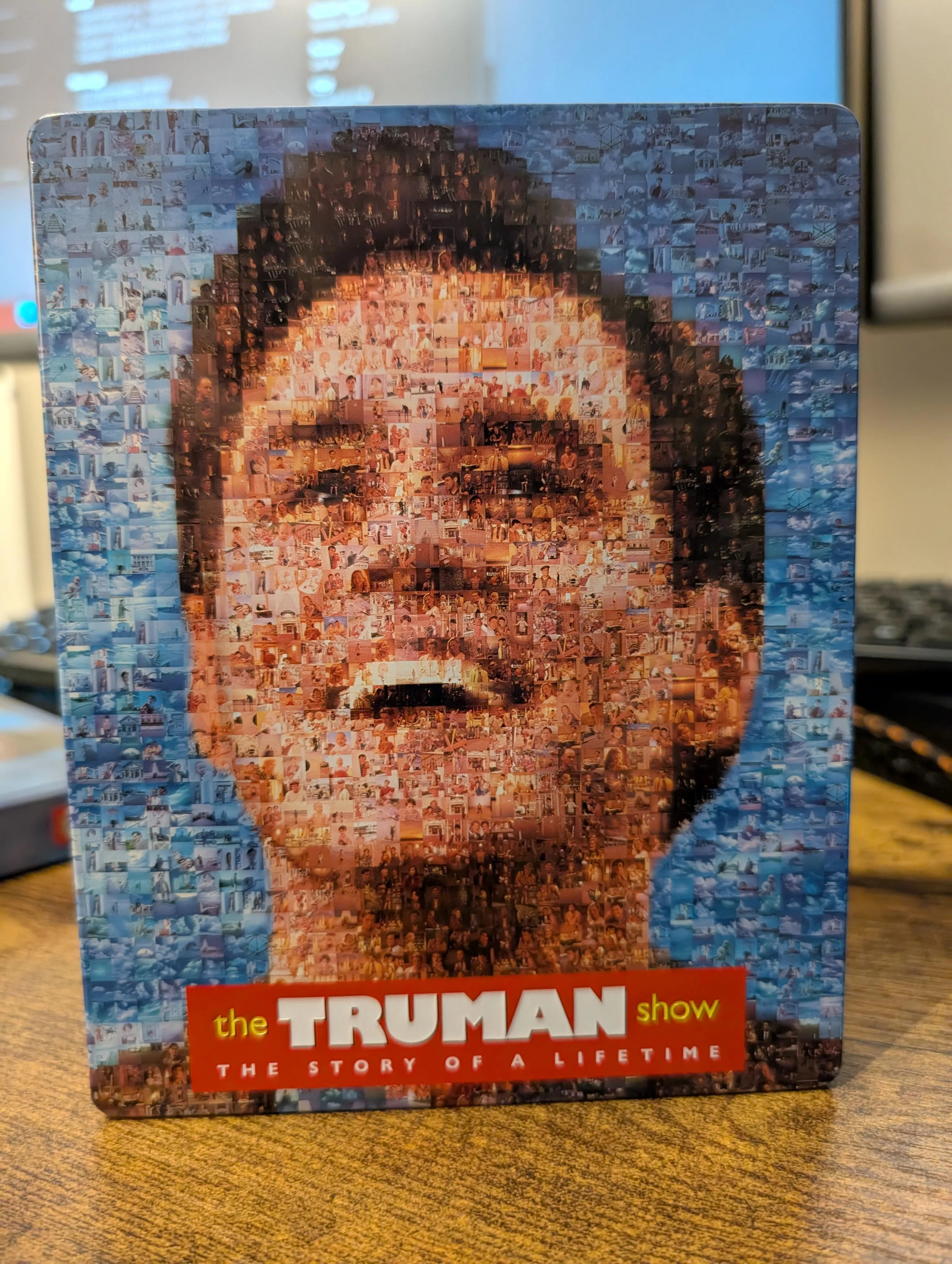 truman-show-manta-dl-a-v0-knba9toduvle1.jpg