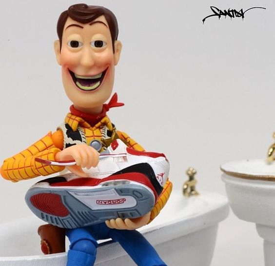 WOODY.jpg