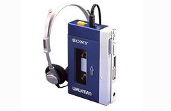 walkman1_1436143i[1].jpg