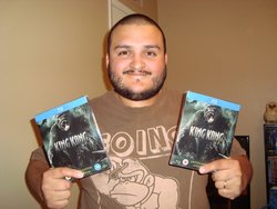 4. KONG LOVE!.JPG