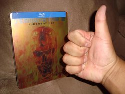 T2_ThumbsUP!.jpg T2_ThumbsUP!.jpg