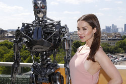 Emilia-Clarke-Junket-Terminator_Geni-Paris_9.jpg