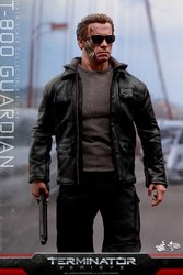 Hot Toys - T-800 Guard (Terminator Genisys) - 1/6th Scale Figures