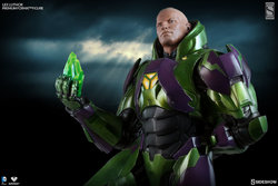 zdc-comics-lex-luthor-power-suit-premium-format-3002191-02.jpg