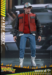 back-to-the-future-2-marty-mcfly-sixth-scale-hot-toys-902499-04.jpg