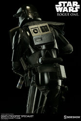 star-wars-rogue1-death-trooper-specialist-premium-format-300530-12.jpg