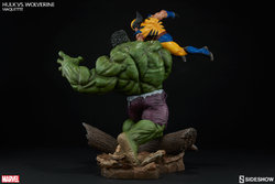 marvel-hulk-vs-wolverine-maquette-200216-07.jpg