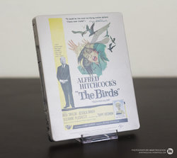 The-Birds-Steelbok-+-Slipcase-Zavvi-#4.jpg The-Birds-Steelbok-+-Slipcase-Zavvi-#4.jpg