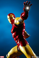 marvel-iron-man-avengers-assemble-statue-200354-02.jpg