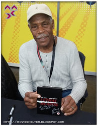 Lethal_Weapon_Zavvi_Exclusive_Limited_Steelbook_Edition_Signed_by_Danny_Glover_11.jpg Lethal_Weapon_Zavvi_Exclusive_Limited_Steelbook_Edition_Signed_by_Danny_Glover_11.jpg