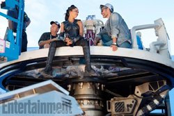 thor-ragnarok-tessa-thompson-taika-waititi-image-600x400.jpg