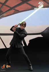 HT_SW_Luke_Jedi_8.jpg HT_SW_Luke_Jedi_8.jpg
