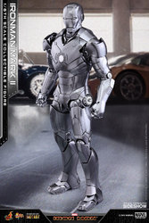 marvel-iron-man-mark-2-sixth-scale-hot-toys-903098-04.jpg