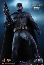 HT_JL_Batman_4.jpg