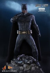 HT_JL_Batman_6.jpg
