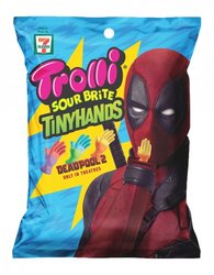 deadpool-2-tiny-hands-candy-468x600.jpg