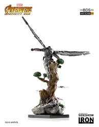 marvel-avengers-infinity-war-falcon-statue-iron-studios-903596-02.jpg