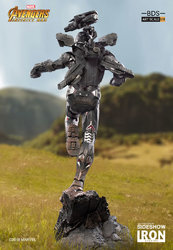 marvel-avengers-infinifty-war-war-machine-staue-iron-studio-903605-05.jpg