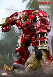 HT_AOU_Hulkbuster_3.jpg