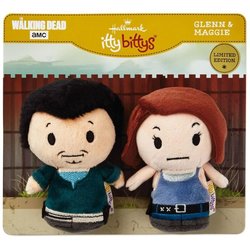 itty-bittys-The-Walking-Dead-Glenn-and-Maggie-Plush-Limited-Edition-Set-of-2-root-1KDD1632_KDD...jpg