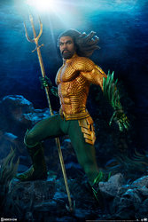 dc-comics-aquaman-premium-format-figure-sideshow-300709-01.jpg