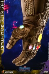 infinity-gauntlet__gallery_5cae39ccaa3eb.jpg