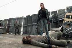 FTWD_501_RG_1129_0042_RT.jpg FTWD_501_RG_1129_0042_RT.jpg
