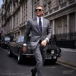bond25.jpg