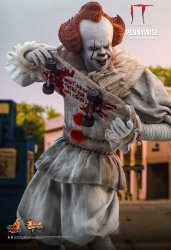 HT_Pennywise_10.jpg HT_Pennywise_10.jpg