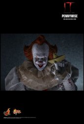 HT_Pennywise_12.jpg HT_Pennywise_12.jpg