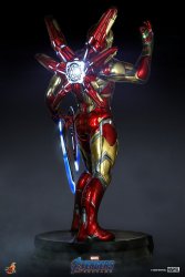 HT_Endgame_IronMan_5.jpg HT_Endgame_IronMan_5.jpg