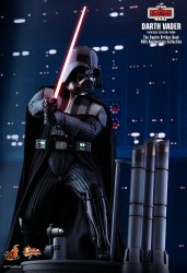 HT_Vader40_2.jpg HT_Vader40_2.jpg