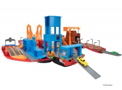 SuperVanCity-MMW0042-MMW-Playset-web.jpg