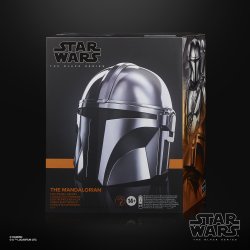 STAR WARS THE BLACK SERIES THE MANDALORIAN ELECTRONIC HELMET - in pck (1).jpg