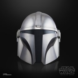 STAR WARS THE BLACK SERIES THE MANDALORIAN ELECTRONIC HELMET - oop (5).jpg