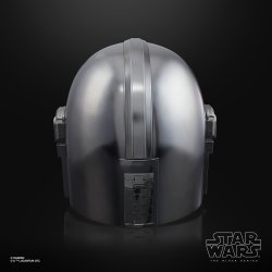 STAR WARS THE BLACK SERIES THE MANDALORIAN ELECTRONIC HELMET - oop (7).jpg
