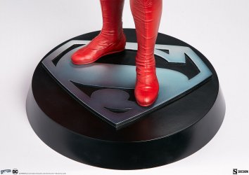 superman-the-movie-premium-format-figure_dc-comics_gallery_60651ffcce7fe.jpg
