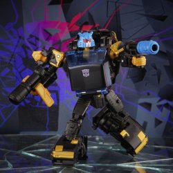 F2704_PROD_TRA_GEN_GOLDBUG_0011_Online_2000SQ.jpg