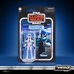 STAR WARS THE VINTAGE COLLECTION CLONE TROOPER (501st LEGION) Figure 3.jpg