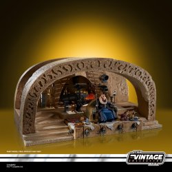 STAR WARS THE VINTAGE COLLECTION 3.75-INCH BOBA FETT’S THRONE ROOM 5.jpg