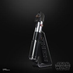 STAR WARS THE BLACK SERIES DARTH VADER FORCE FX ELITE LIGHTSABER 7.jpg