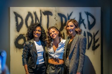 MOMI_WALKING DEAD CAST VISIT-63_WEB.jpg