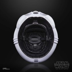 STAR WARS THE BLACK SERIES PHASE II CLONE TROOPER PREMIUM ELECTRONIC HELMET 8.jpg
