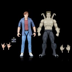 HASBRO MARVEL LEGENDS SERIES SMYTHE & PETER PARKER 5.jpg