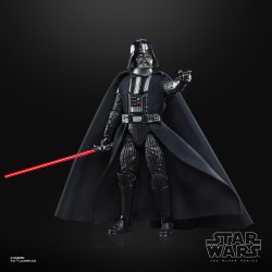 STAR WARS THE BLACK SERIES DARTH VADER 2.jpg