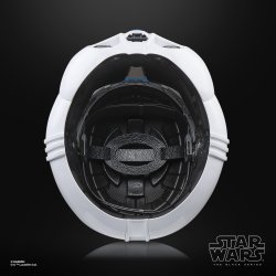 STAR WARS THE BLACK SERIES CLONE TROOPER (501ST LEGION) ELECTRONIC HELMET 7.jpg