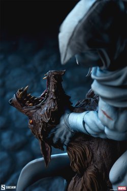 sideshow-collectibles-marvel-moo (2).jpg