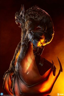 sideshow-collectibles-dc-comics (4).jpg