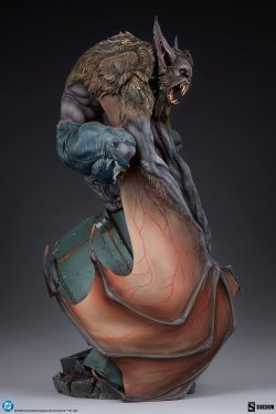 sideshow-collectibles-dc-comics (9).jpg
